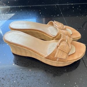 Stuart Weitzman Wedge Sandal Tan Size 11